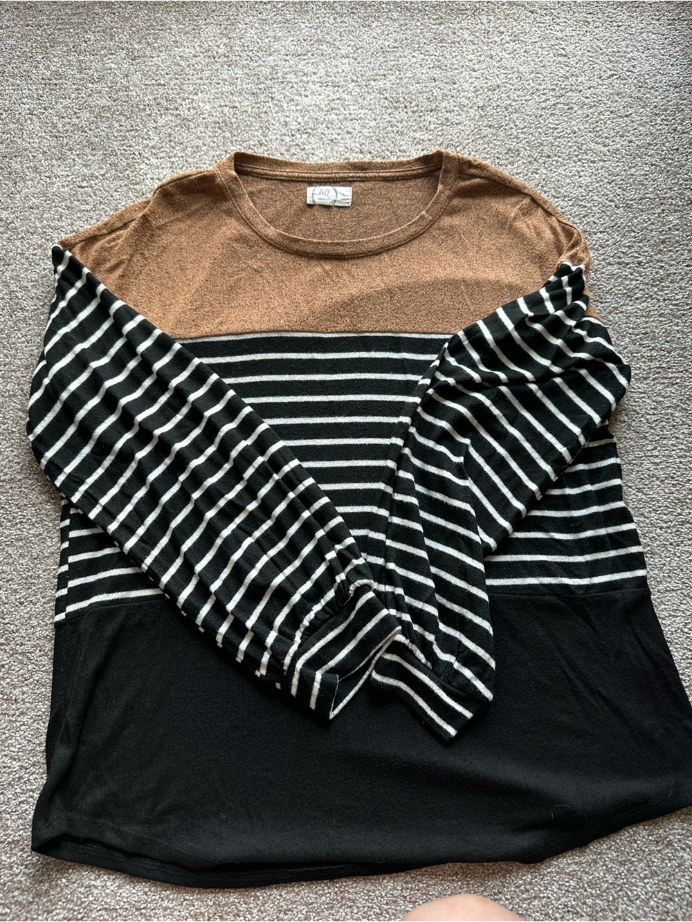 Colorblock Long Sleeve Top